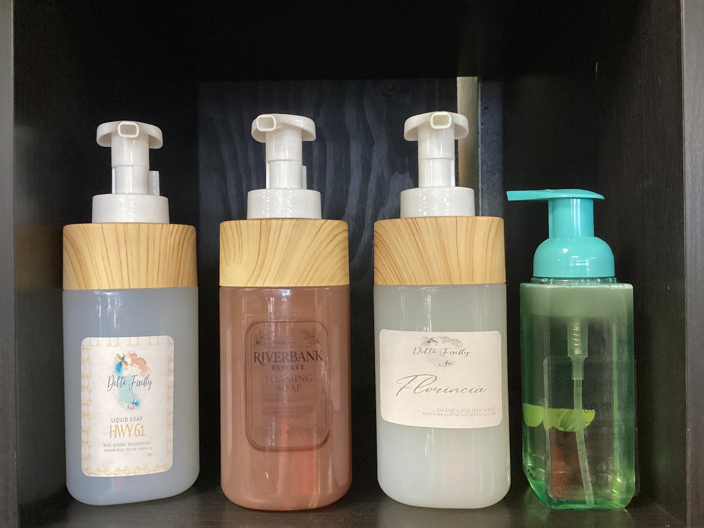 Delta firefly liquid hand soap