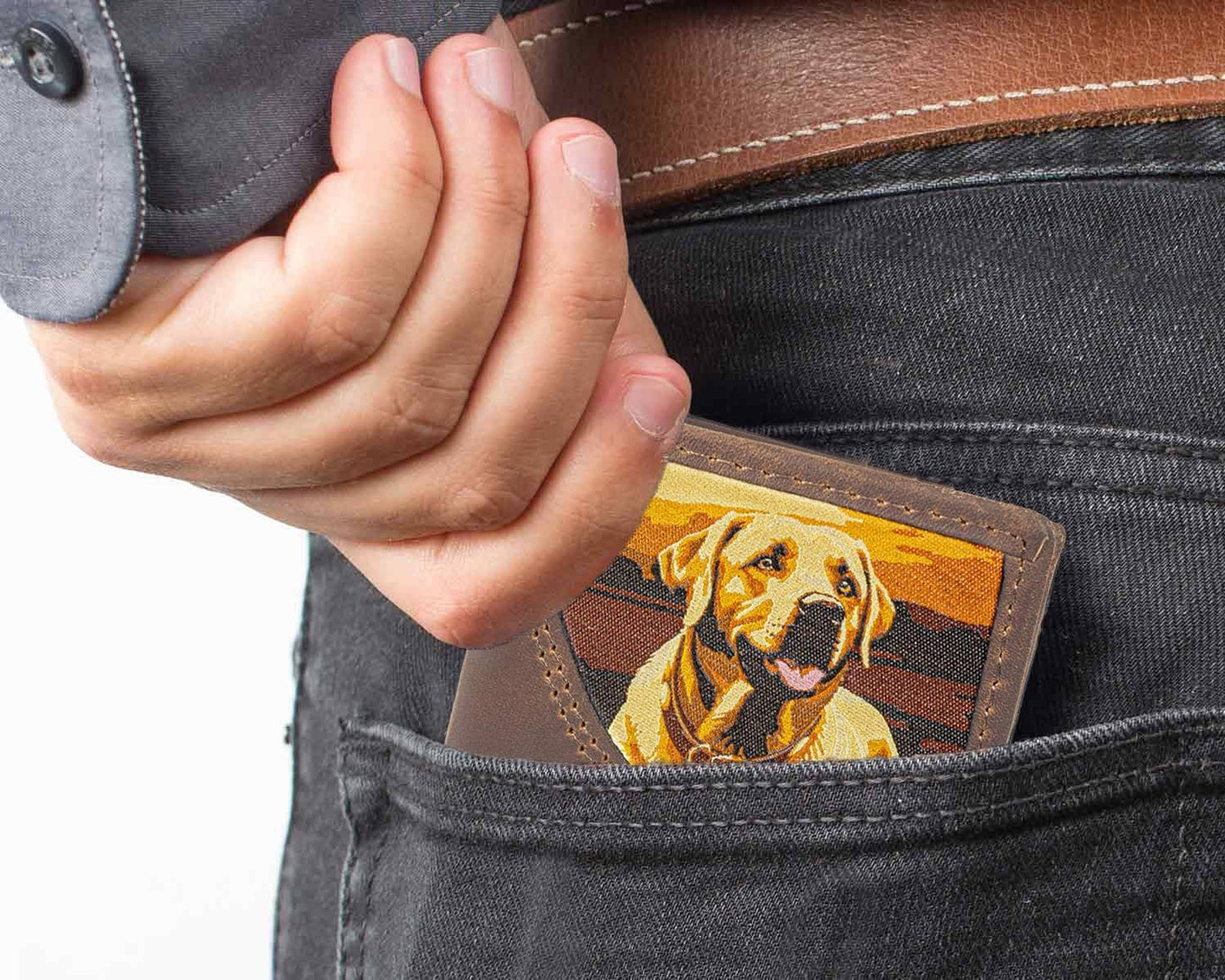 Lab Men's Bifold Woven Patch Leather Wallet.