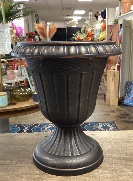 Plastic pedestal planter-Small