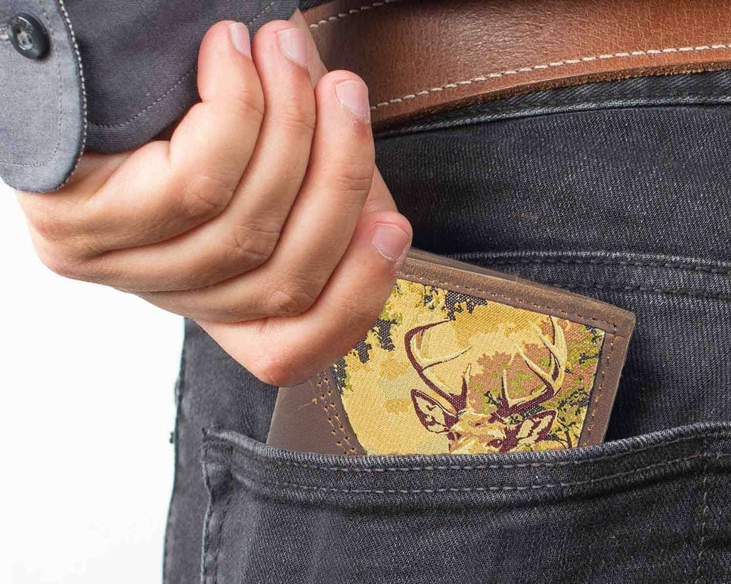 Buck Men's Bifold Woven Patch Leather Wallet.
