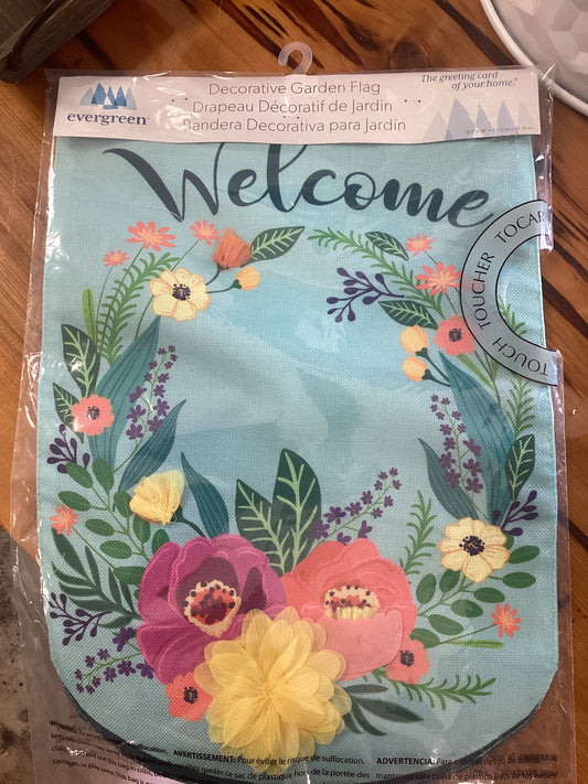 Floral bright and springy garden flag