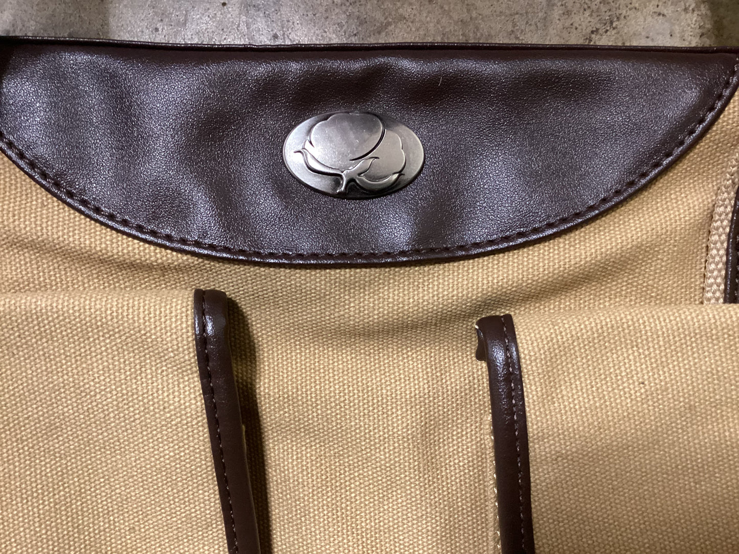 Khaki Canvas Weekender Bag Gunmetal Concho