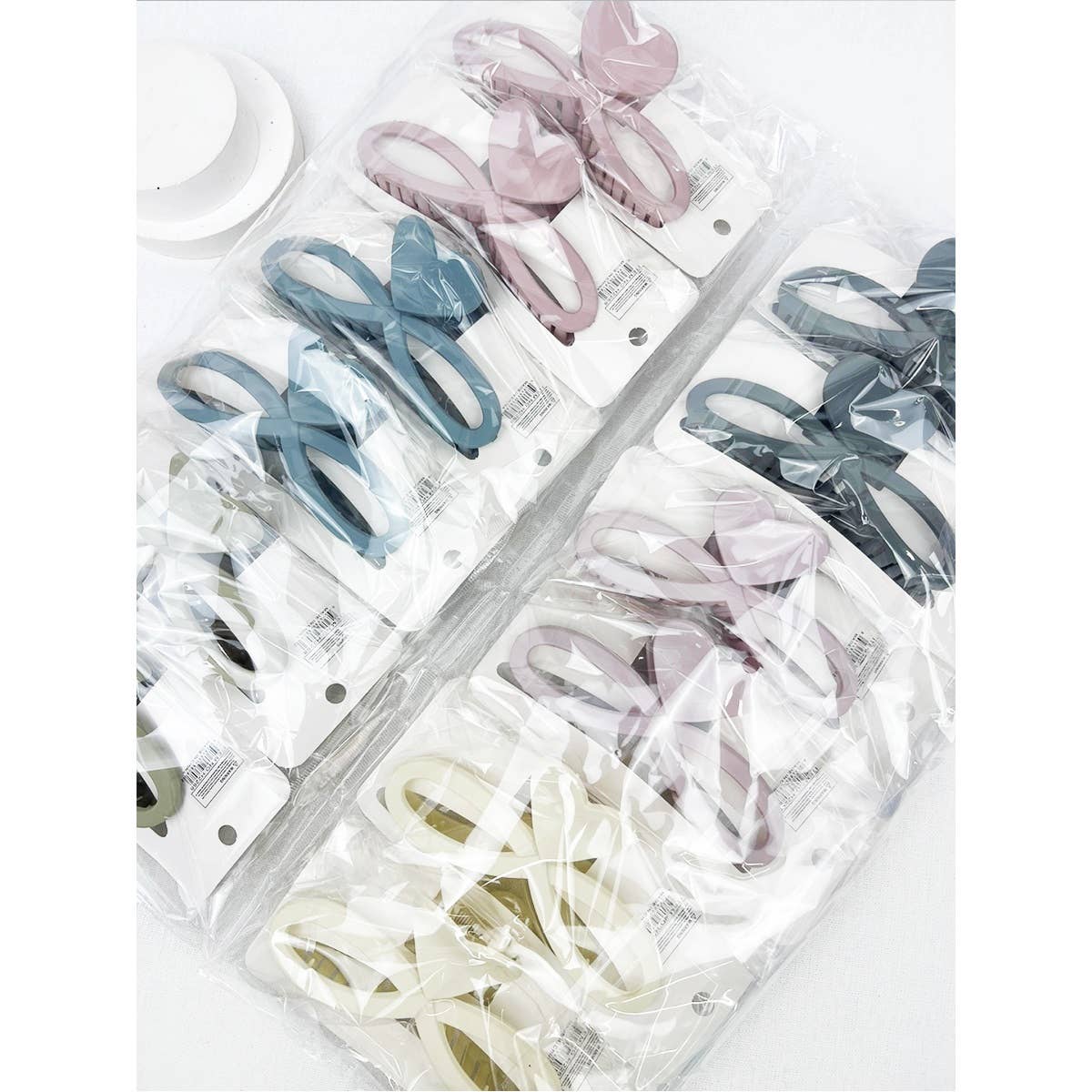 LOVE AND REPEAT Symbol Matte Hair Claw: MIX COLOR /