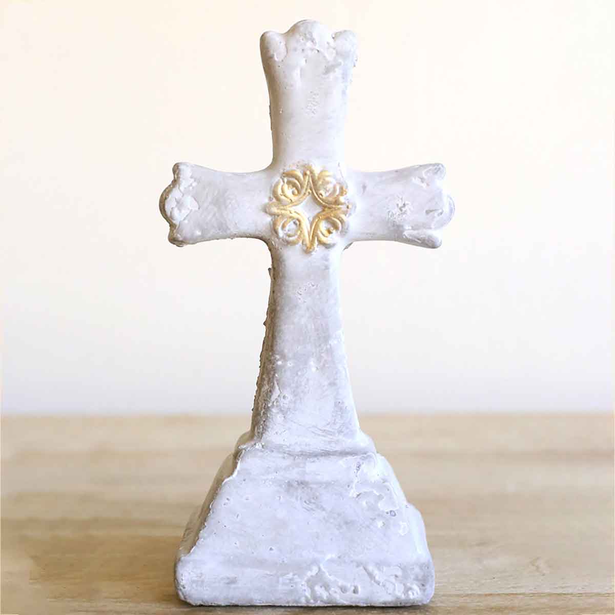 Croix Decor Gray/White/Gold   5x8.25x3.25